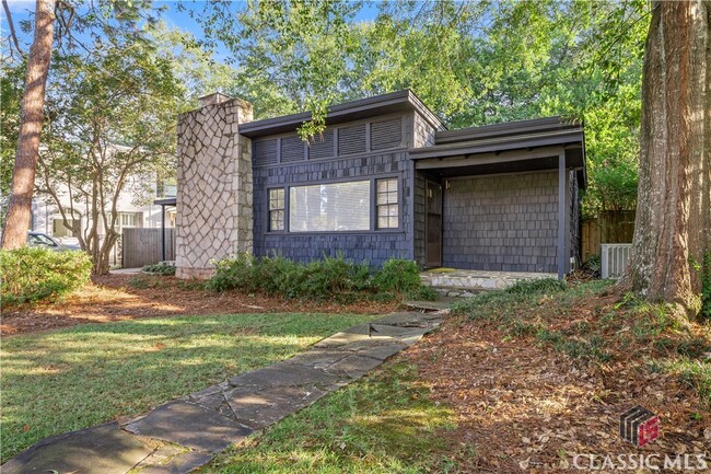 Building Photo - 476 Milledge Cir