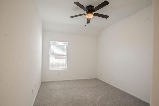 Building Photo - 22065 Juniper Crossing Dr