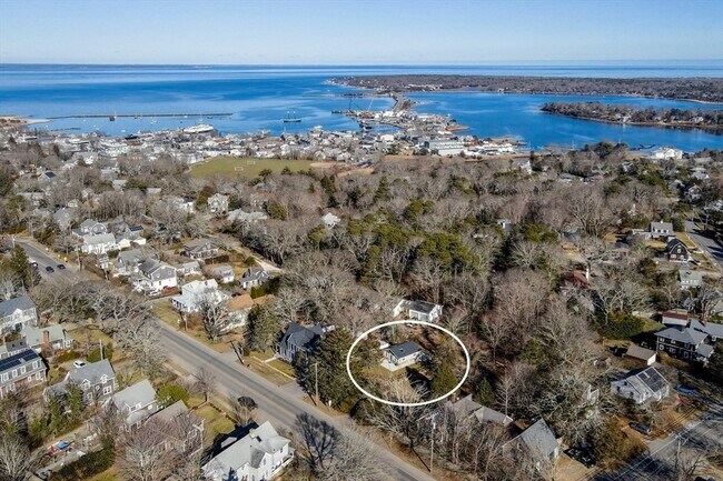 Building Photo - 90 Edgartown Rd