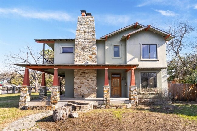 Building Photo - 2203 Lindell Ave