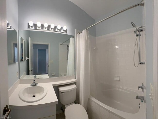 Building Photo - 20653 Country Barn Dr