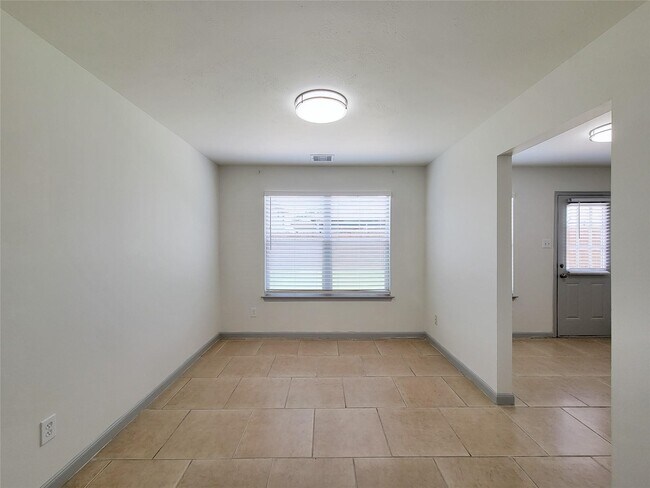 Building Photo - 19022 Yellow Thrush Dr