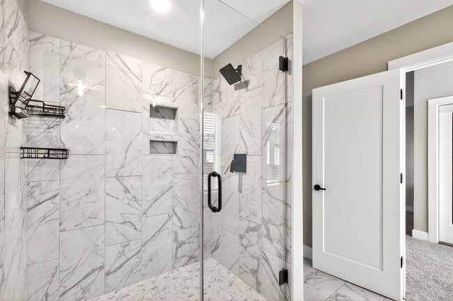 Building Photo - Modern 3BR Townhome in Millbank Village!