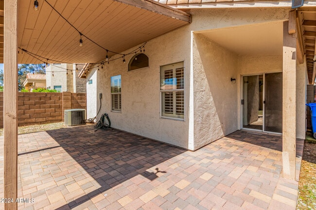 Building Photo - 3211 E Kristal Way