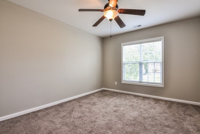 Building Photo - 109 W Webber Ln