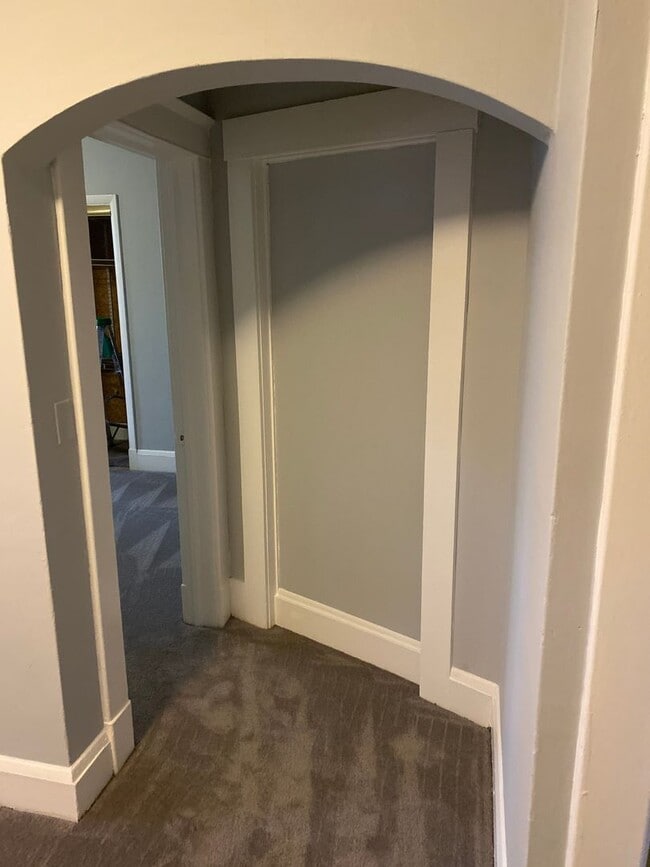 Building Photo - 2108 Thistlebloom Ave