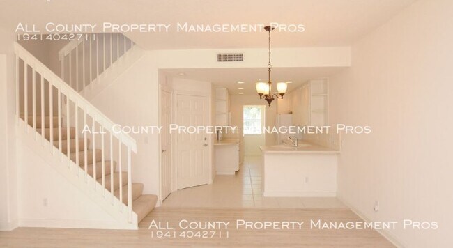 Building Photo - VillageWalk/Spacious/Great Amenities