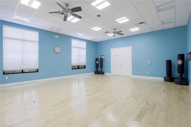 Building Photo - 1613 Vizcaya Ln