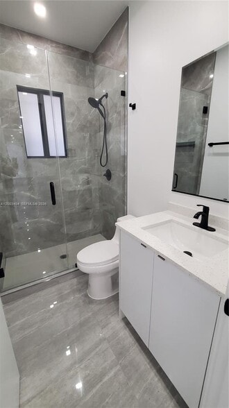 Building Photo - 40 SW 34th Ave