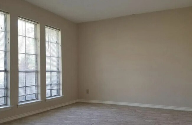 Building Photo - 4327 Townes Forest Rd