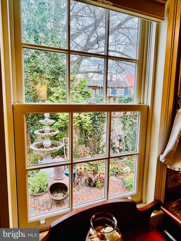 Building Photo - 30 Cornhill St