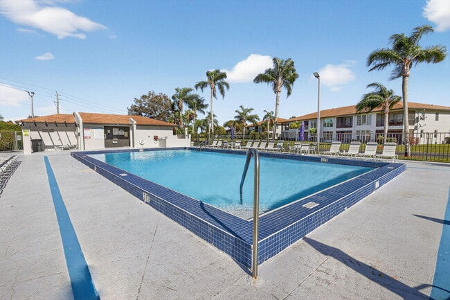 Building Photo - 5675 Queen Palm Ct