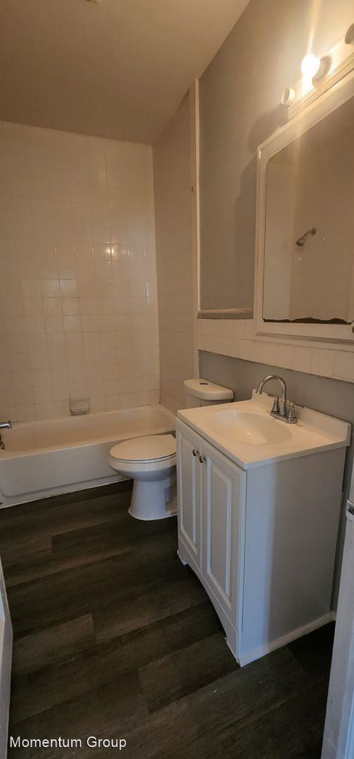 Building Photo - 3 br, 2 bath House - 1148 Gilmore Avenue