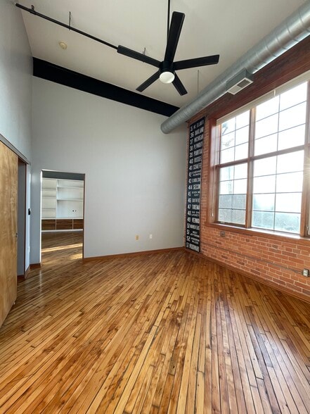 Master Bedroom - 2003 Brooklyn St