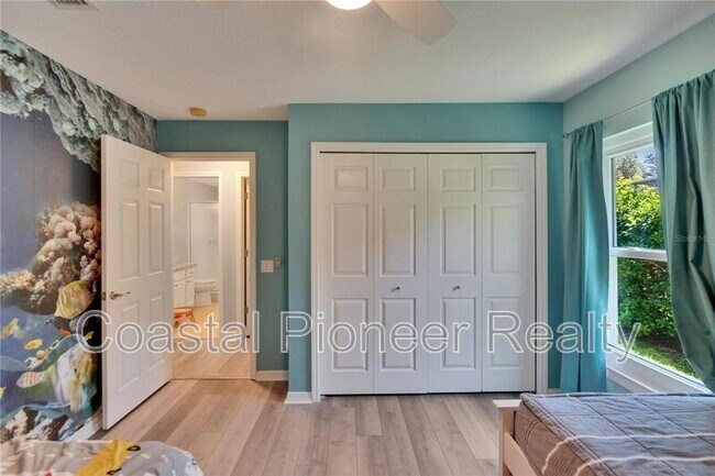 Building Photo - 16367 Ashington Park Dr