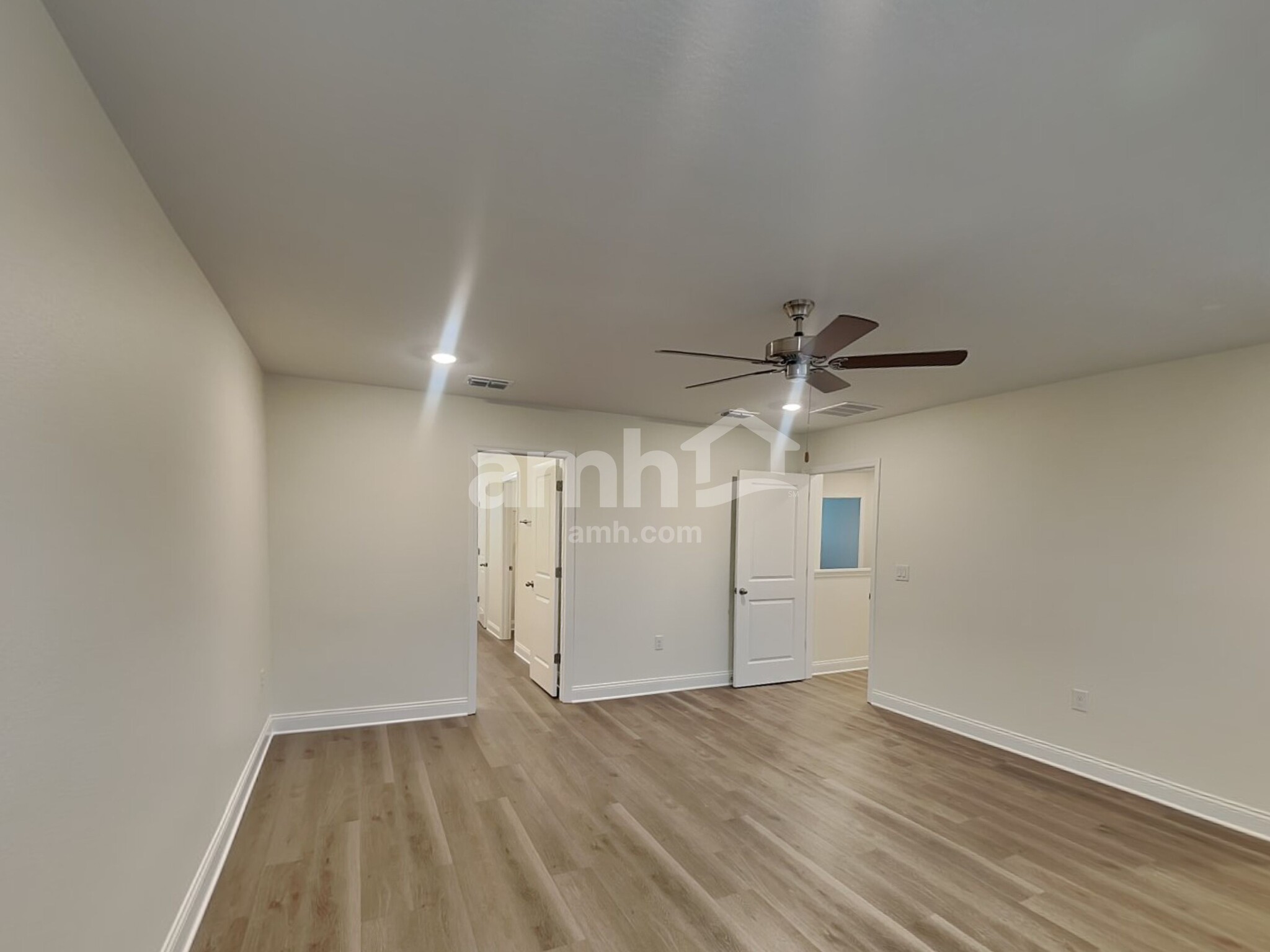 Building Photo - 3712 Ctr Cv Ln