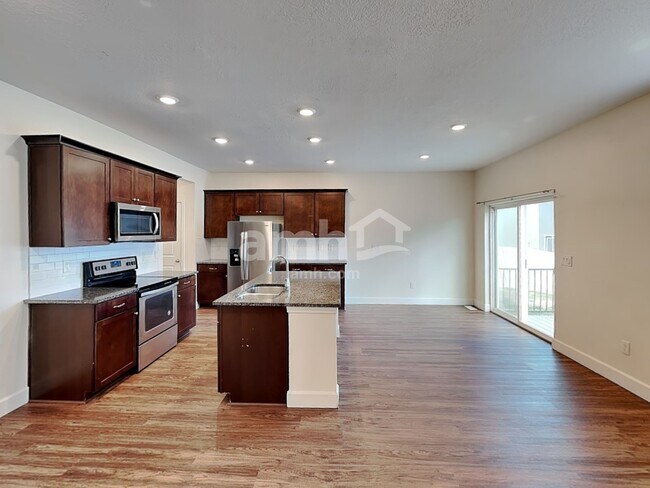 Building Photo - 2360 S Wild Horse Way