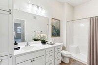 Building Photo - Lake Ridge Apartments