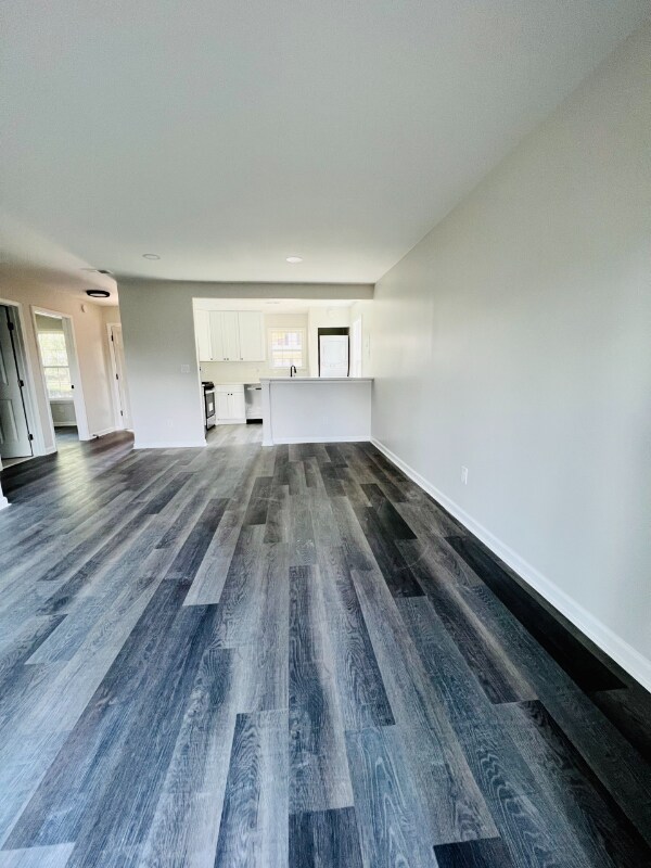 Building Photo - 313 Cabaret Ct