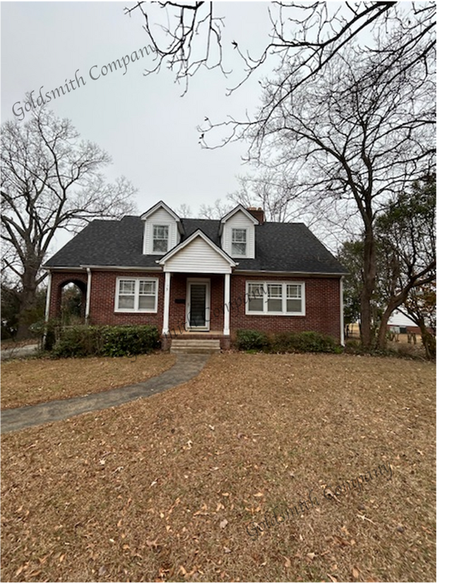 Building Photo - 3 Crescent Ridge Dr