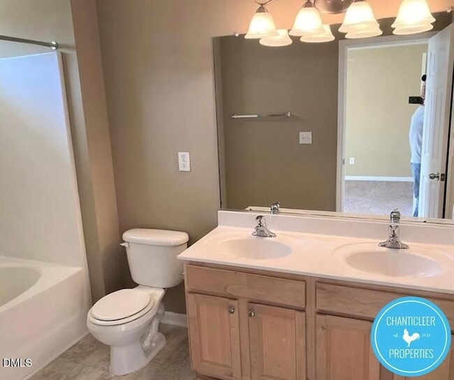 Building Photo - 241 Arbor Hl Pl