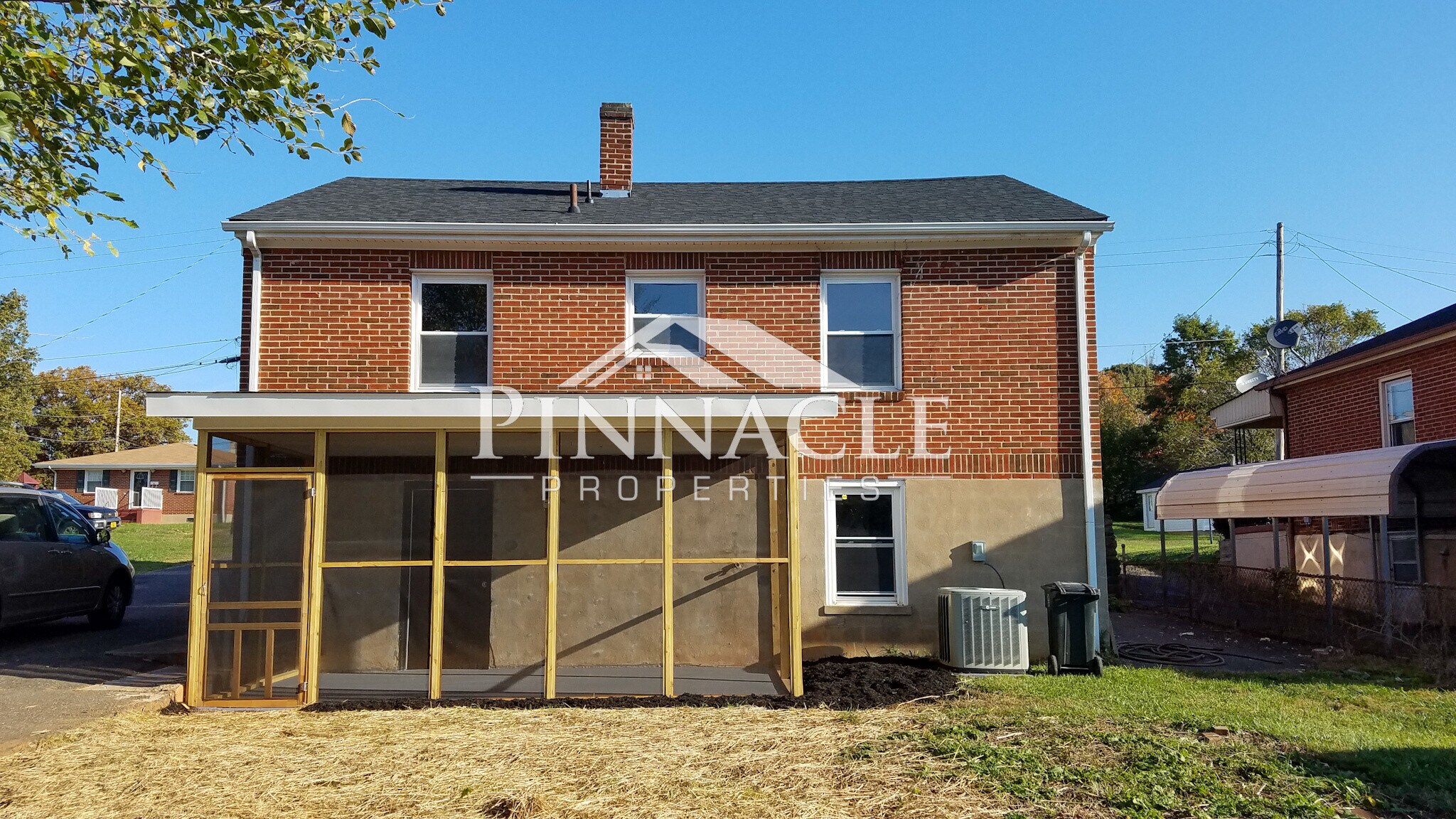 screened in porch - 103 Roberts Ave