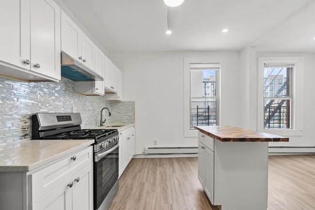 Building Photo - 149 Culver Ave