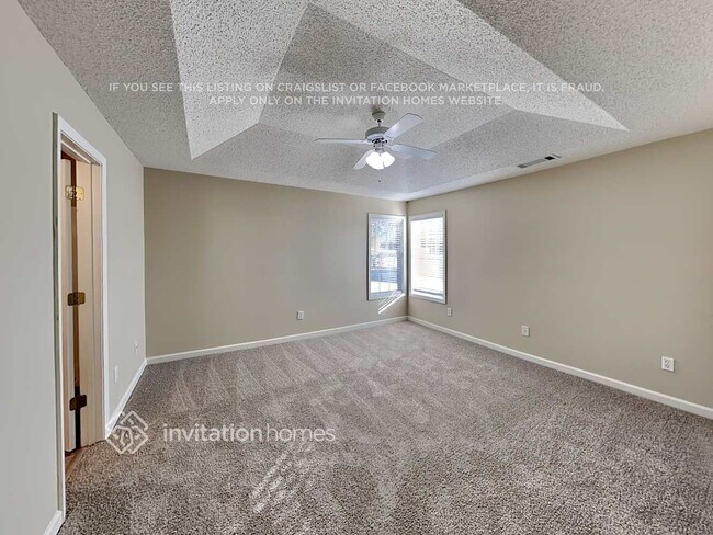 Building Photo - 1606 Madison Dr