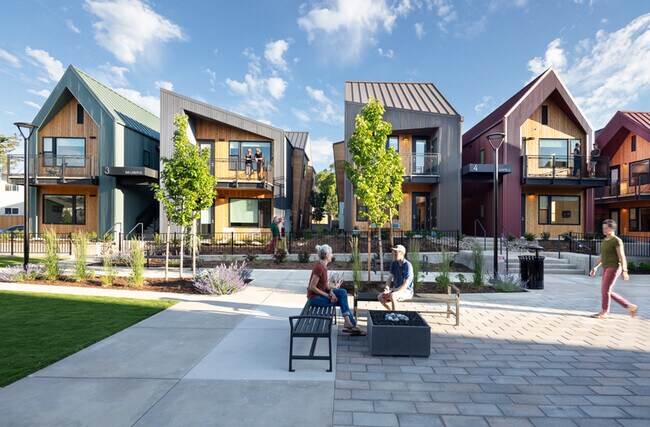 Building Photo - 188 Garfield St