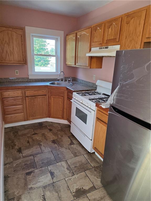 Building Photo - 27 Longfellow Terrace