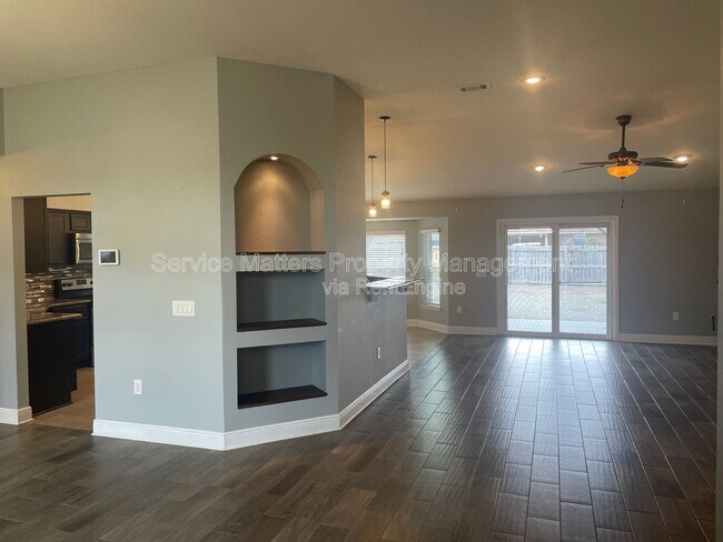 Building Photo - 7063 Harvest Way