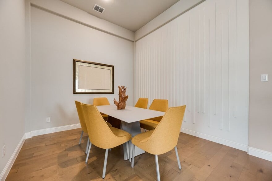 Building Photo - 2551 Wiregrass Rd