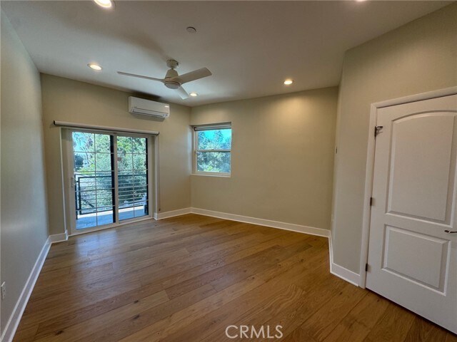 Building Photo - 204 Mockingbird Ln