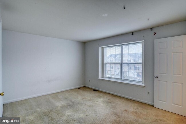 Building Photo - 407 Champs Ln