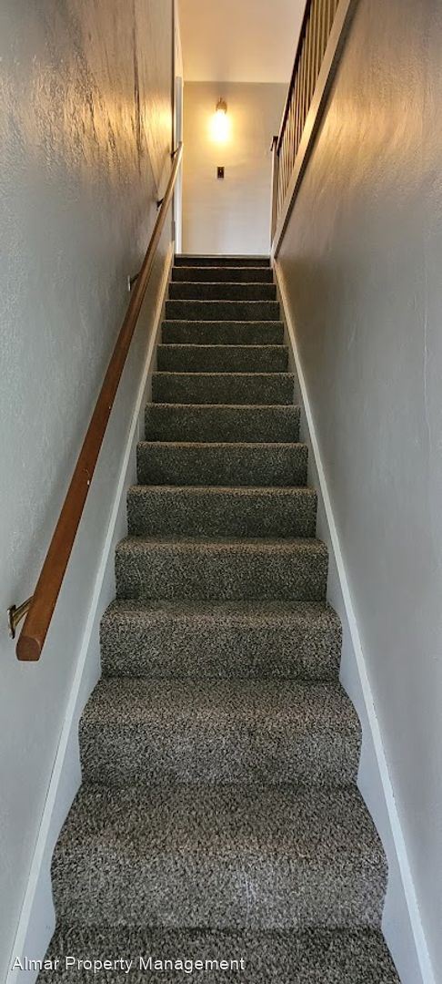 Building Photo - 3 br, 1 bath House - 9108 Township Road K