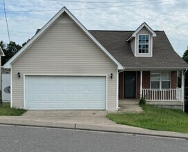 Building Photo - Charming 3-Bedroom Home in the Heart of La...