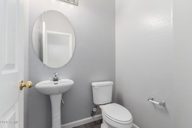 Building Photo - 11023 W Loma Ln