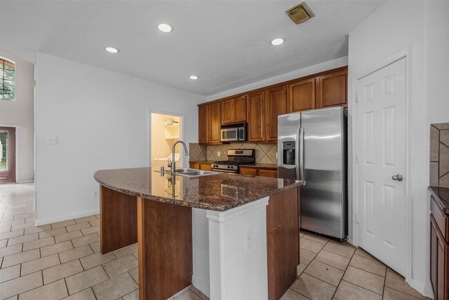 Building Photo - 75 N Spinning Wheel Cir