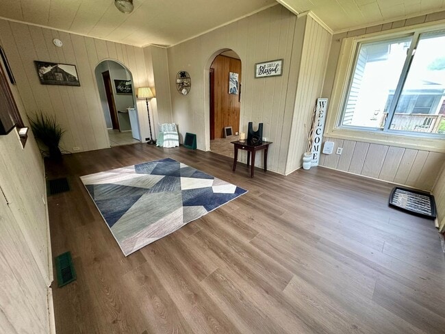 Primary Photo - 1 bedroom, 1 bathroom home for rent in Wat...