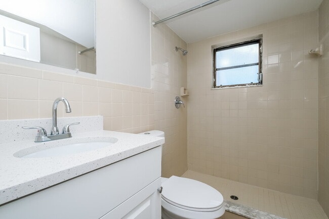 Building Photo - 8630 Indies Dr