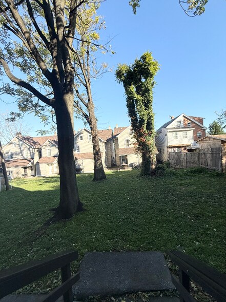 Building Photo - 44 W Union Blvd