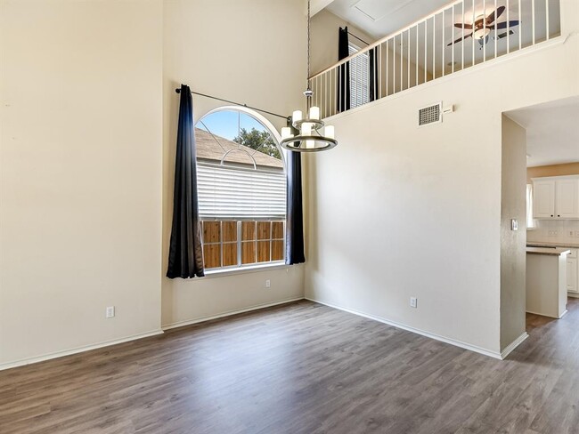 Building Photo - 14440 Lilley Brook Cove