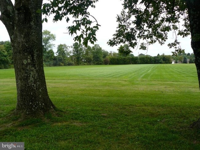 Building Photo - 925 Watson Rd