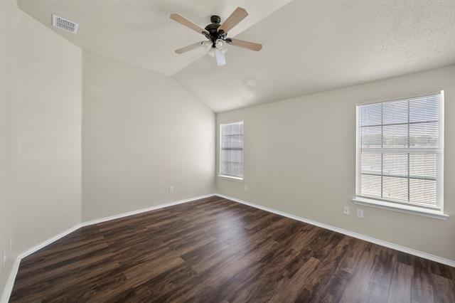 Building Photo - 812 Sierra Cir