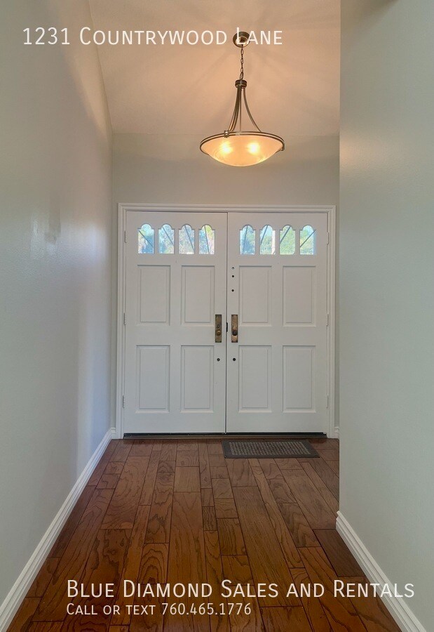 Building Photo - 1231 Countrywood Ln