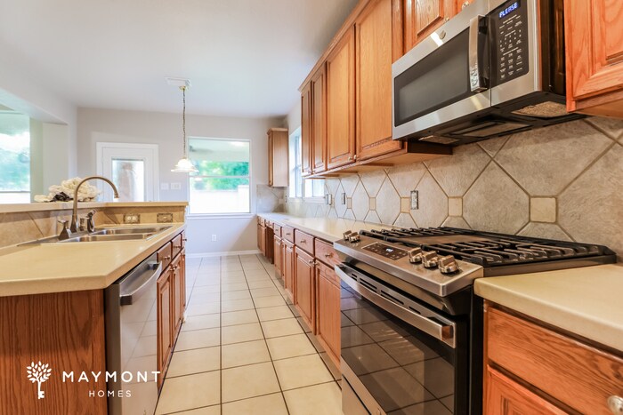 Building Photo - 13106 Ryaneagles Dr