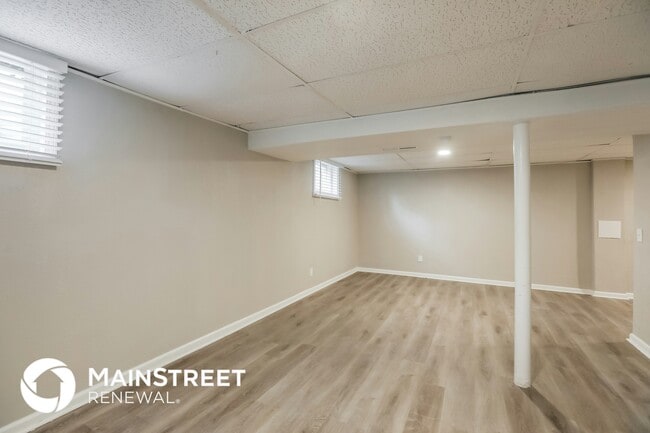 Building Photo - 13001 E 51st Terrace