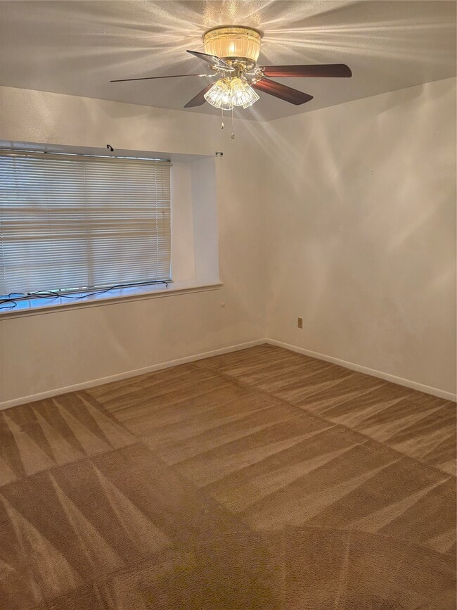 Building Photo - 8450 Bigwood St