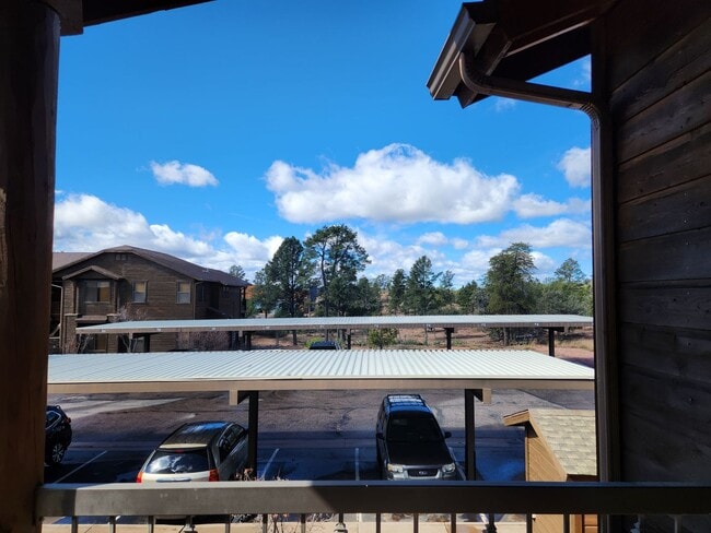 Building Photo - Bison Cove C8 ~ 2 bed / 2 bath