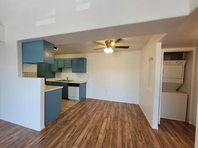 Building Photo - 3318 N Decatur Blvd